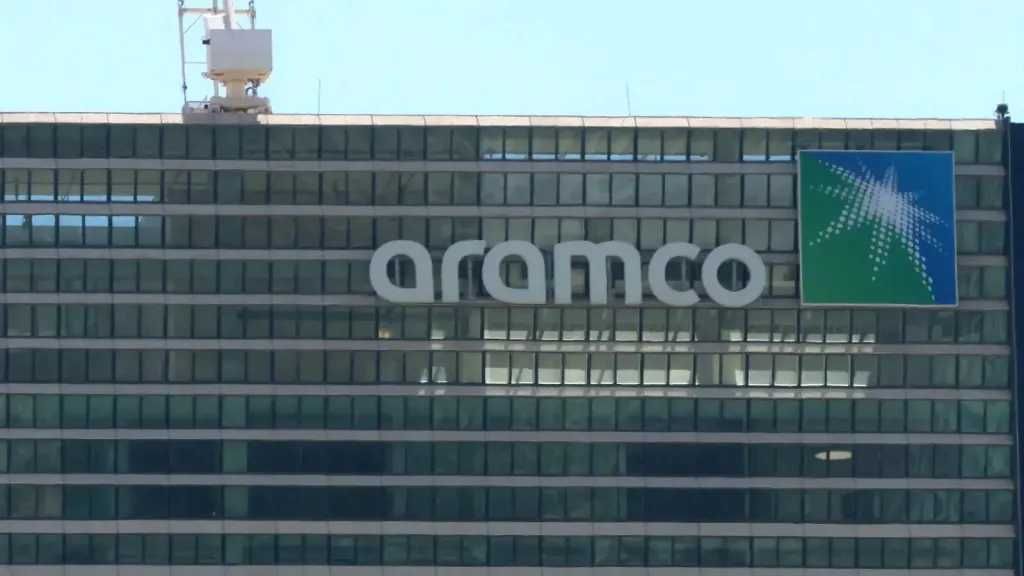 هجوم يستهدف مصفاة تابعة لـ‘‘أرامكو’’ السعودية.. وحريق في ‘‘رأس تنورة’’ وإعلان للتحالف العربي