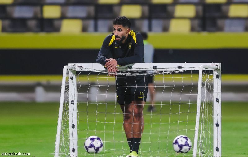 عودة الجليدان والشهري قبل الأهلي