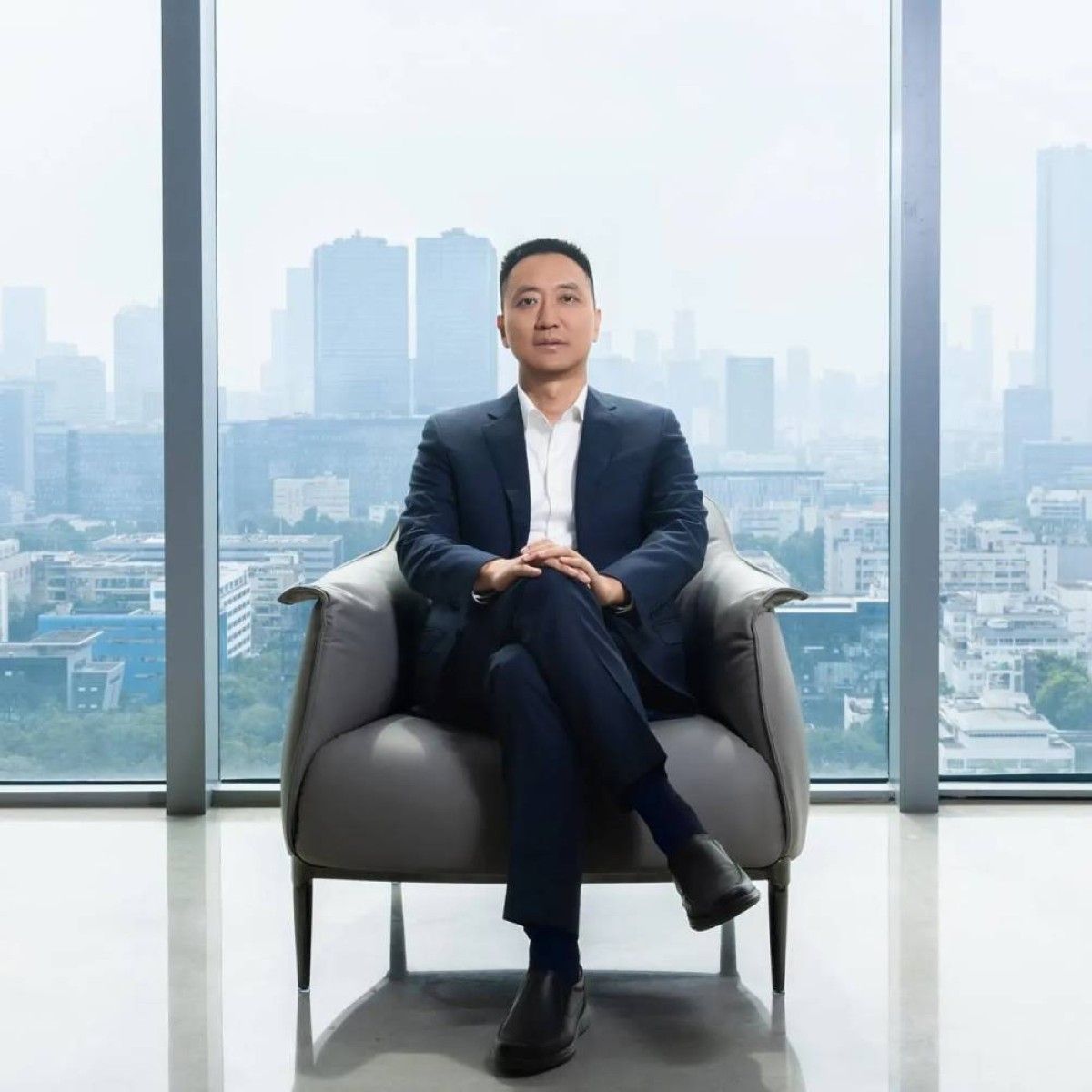 كيف حوّلت "عيون الروبوتات" مهندساً صينياً إلى ملياردير؟