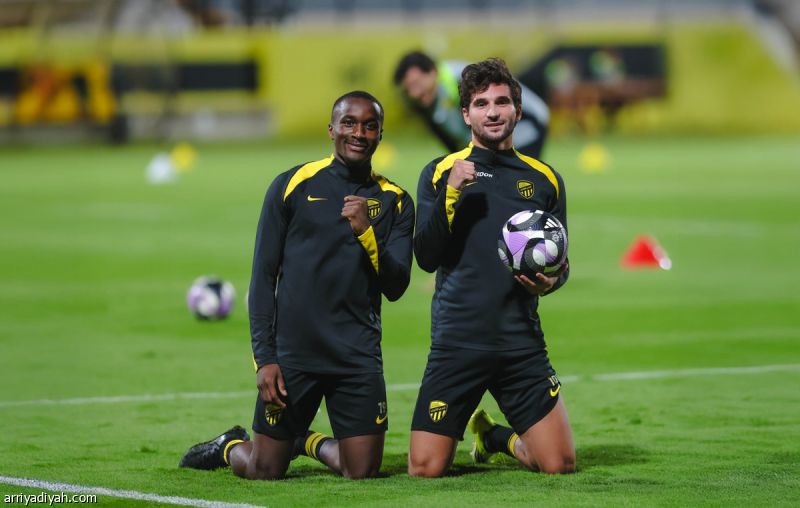 الاتحاد.. الأجانب جاهزون والناشري يغيب