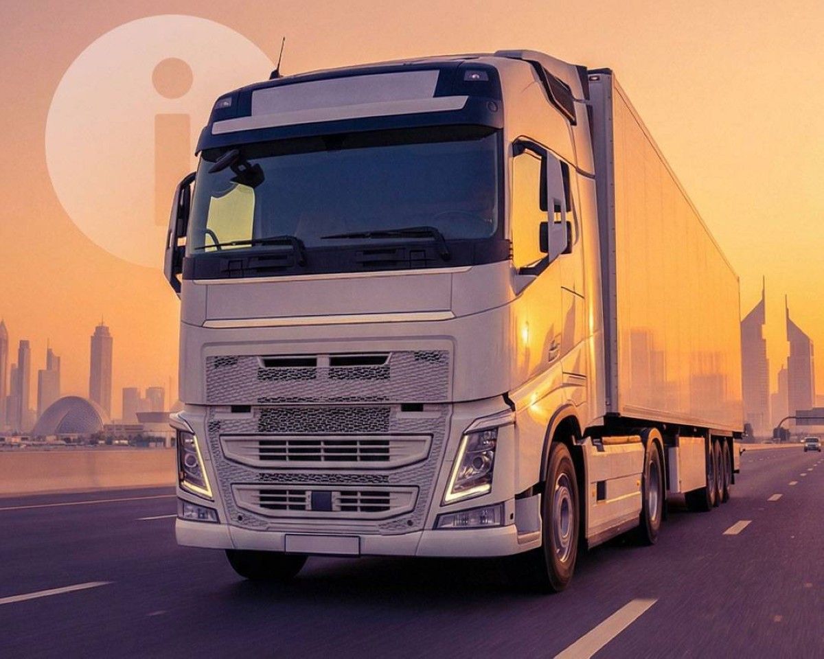 دبي ..تمديد رفع حظر حركة الشاحنات حتى الأحد