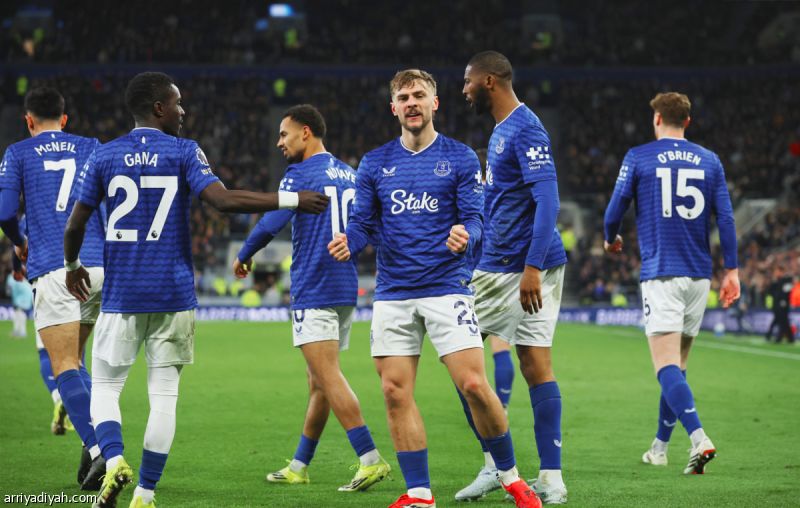 إيفرتون يكسب بيرنلي.. وبورنموث وبرايتون يتعادلان