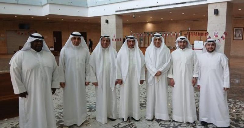 رئيس المجلس الأعلى للقضاء يتفقد إجراءات سير العمل بمجمع المحاكم