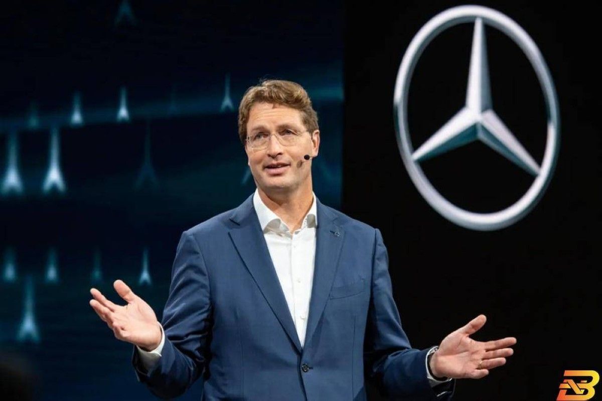 راتب رئيس مرسيدس يتراجع إلى 9 ملايين يورو في 2025