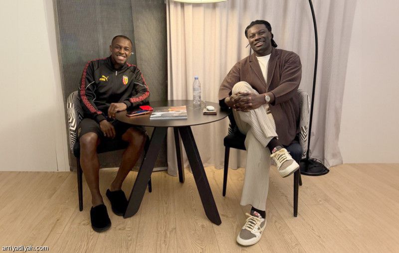 الذكريات الزرقاء تجمع جوميز وسعود