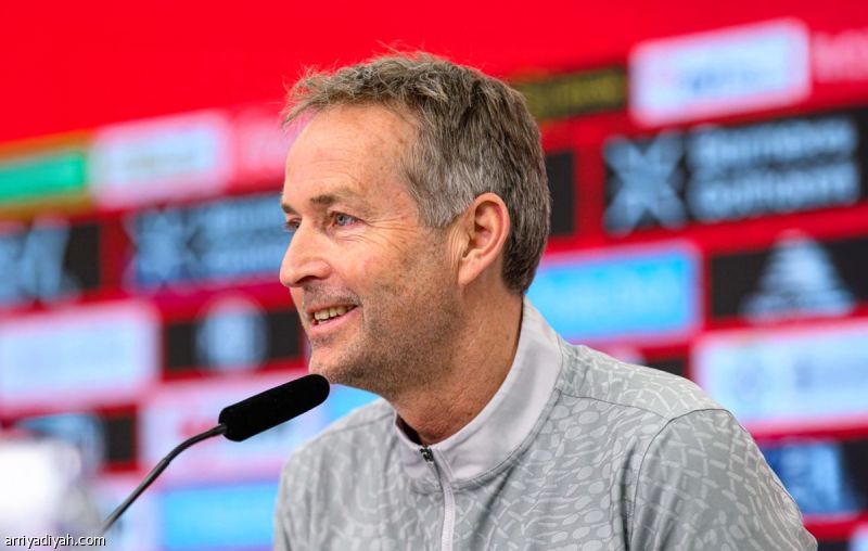 هوليماند: مواجهة فرايبورج أهم من أرسنال