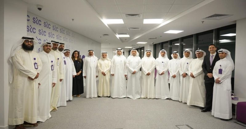 العمر زار مقر «stc»: استقرار الخدمات واستمراريتها في مختلف الظروف
