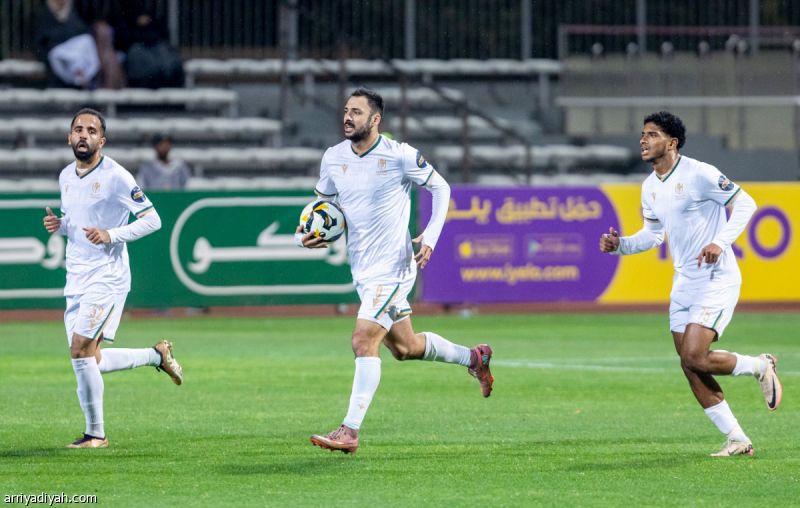 الدرعية يفرض التعادل على الفيصلي