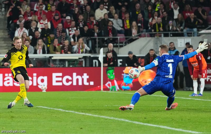 بثنائية كولن.. دورتموند يعزز المركز الثاني