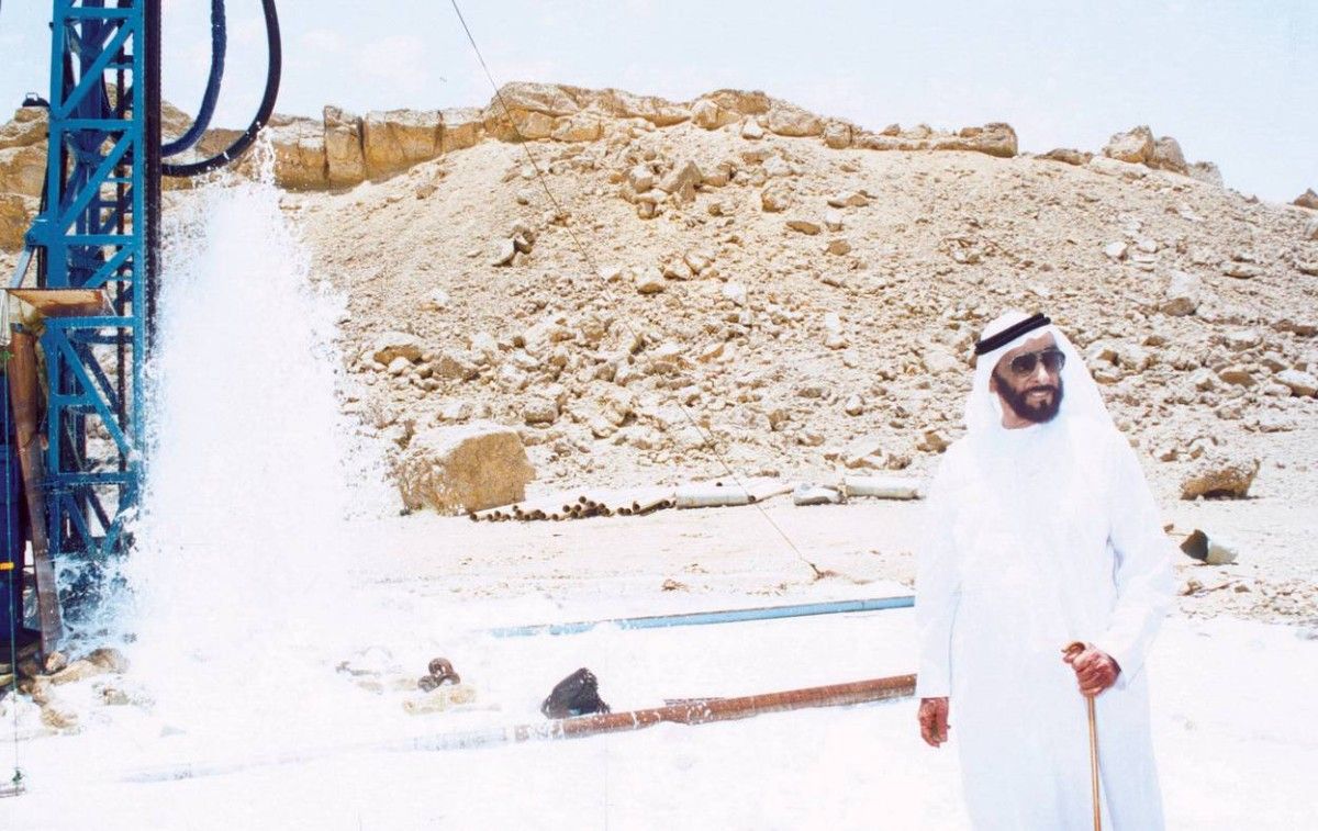 محمد بن زايد ومحمد بن راشد: يد الإمارات ممدودة بالخير ونجدد العهد باستمرار العطاء