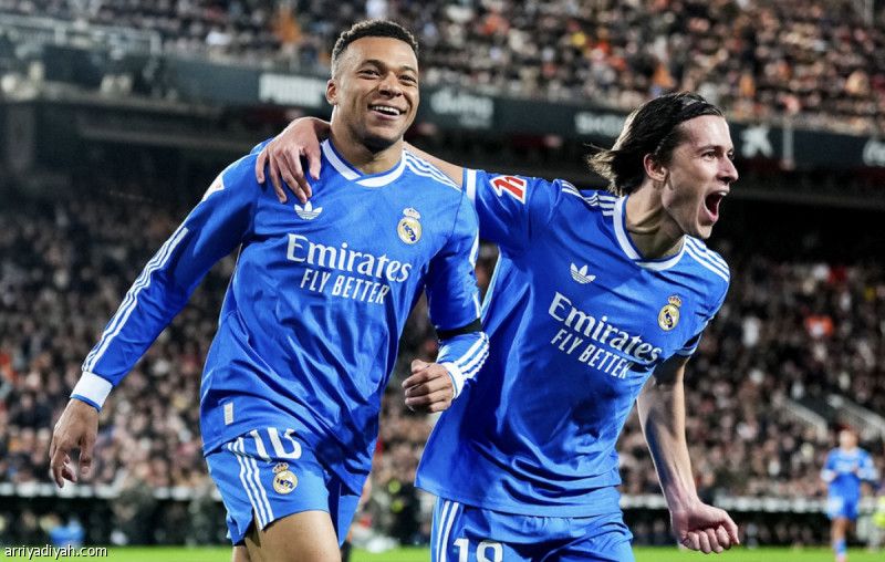 قبل السيتي.. مبابي وكاريراس يغيبان