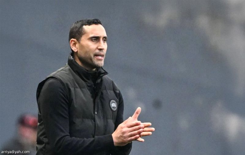 نانت يقيل القنطاري ويستعيد خليلودجيتش