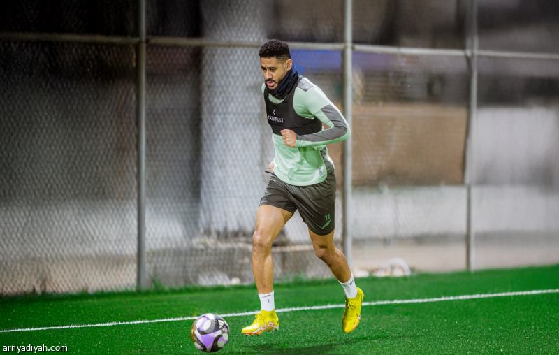 قبل الهلال.. جلسات مكثفة تعيد باتنا