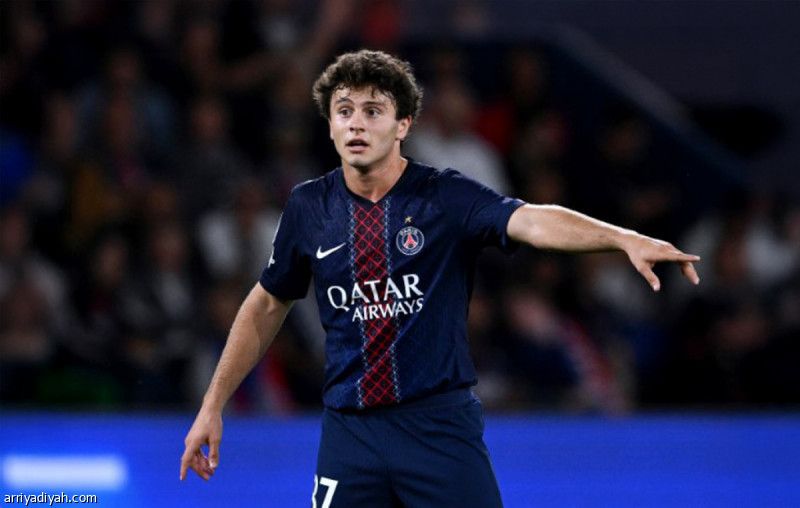 نيفيش يدعم باريس قبل موقعة تشيلسي