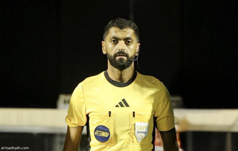 لجنة الحكام توقف الجريس حتى نهاية الموسم