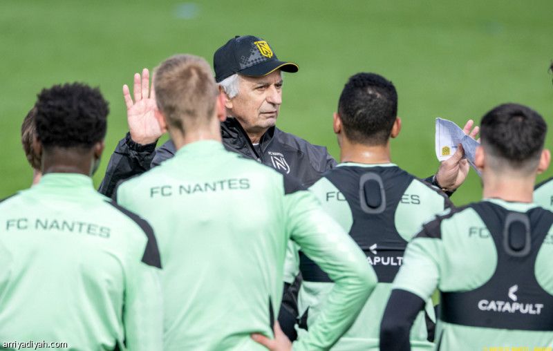 خليلودزيتش ينطلق مع نانت