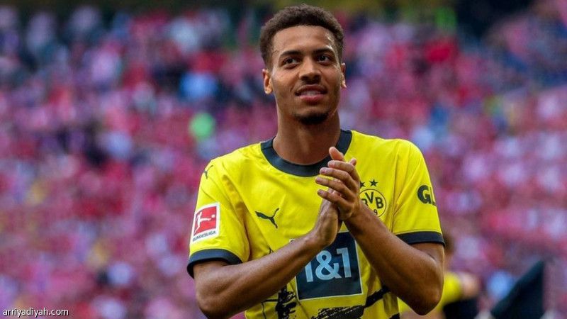 دورتموند يتمسك بنميشا حتى 2030