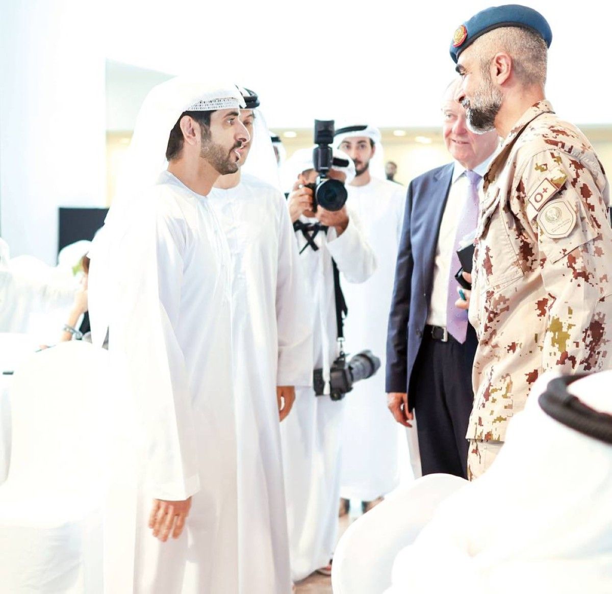 حمدان بن محمد: تعلمنا من محمد بن زايد ومحمد بن راشد أن التحديات تصنع الفرص وسنخرج أقوى