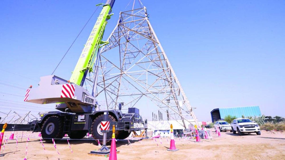 إنجاز برنامج لصيانة 200 محطة لنقل الطاقة وتحويل خطوط هوائية لكابلات أرضية في الشارقة