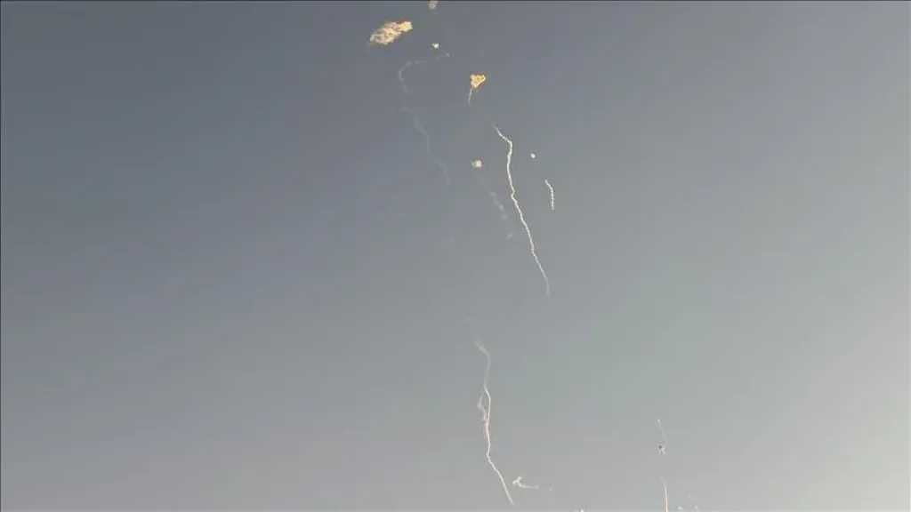 أعنف هجوم إيراني على السعودية .. وإطلاق أكثر من 50 طائرة نحو المملكة