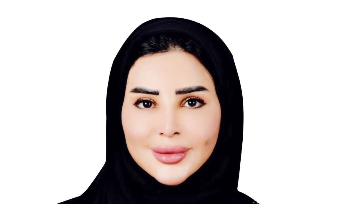 بريق الذهب يعكس فرحة الناس بقرب العيد