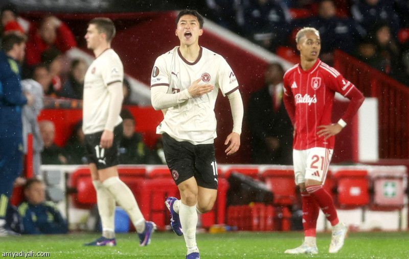 ميتييلاند يفاجئ نوتنجهام.. وجينك يسقط فرايبورج