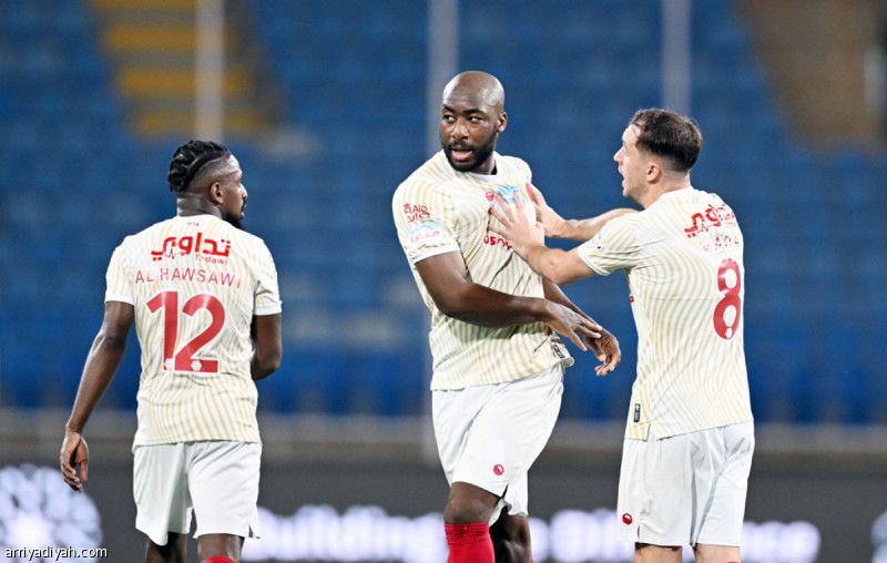 ضمك يعود إلى 2024 بثلاثية أمام النجمة