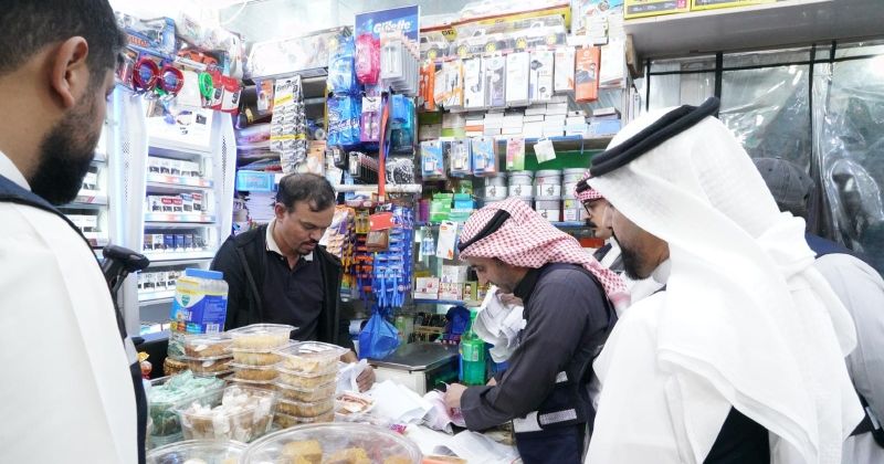 «التجارة»: تحرير 36 محضر ضبط لمخالفات متنوعة في محافظتي الفروانية والأحمدي