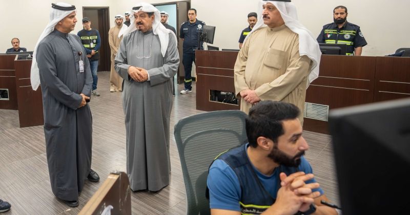 رئيس الوزراء تفقد إدارة الطوارئ الطبية التابعة لـ «الصحة»: الاستجابة لحالات الطوارئ بكفاءة عالية