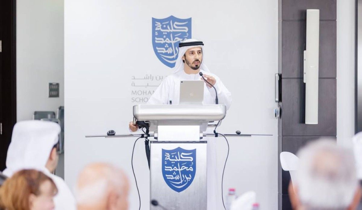 «محمد بن راشد للإدارة الحكومية» منصة وطنية لبناء قيادات المستقبل