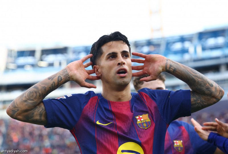 أمام إشبيلية.. كانسيلو يسجل أول أهدافه