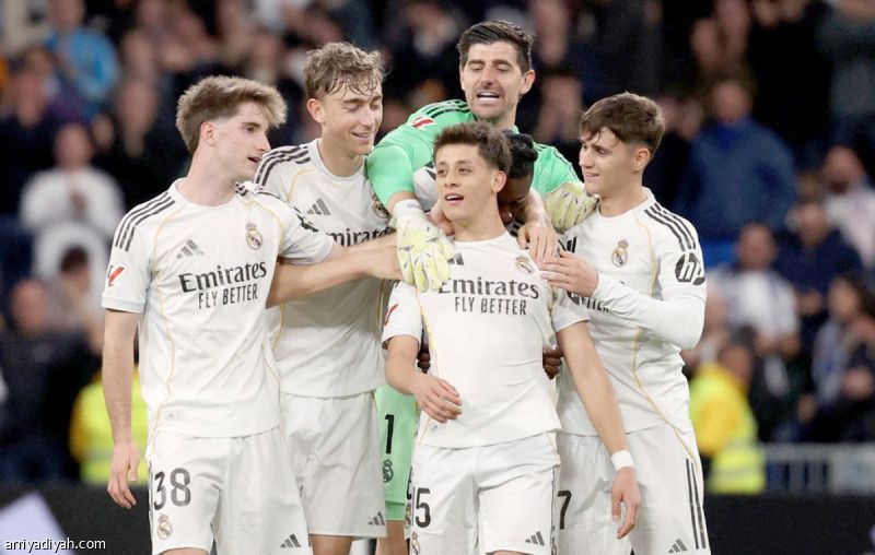 الريال يعاقب إلتشي برباعية