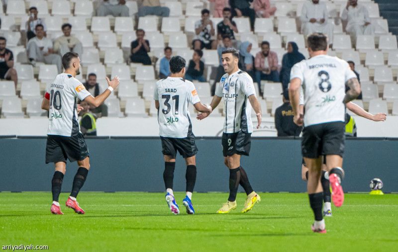 بثنائية.. الشباب يسجل الانتصار الأول أمام الاخدود