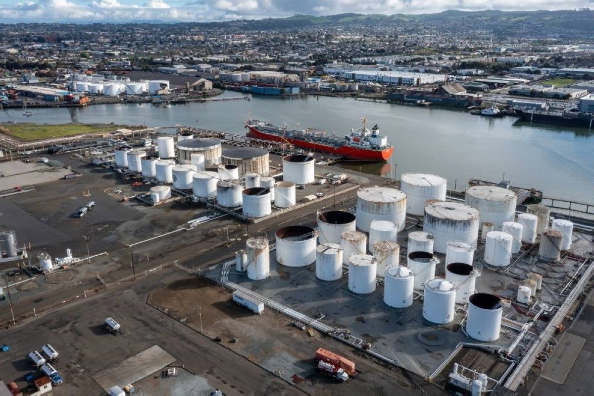 "الطاقة الدولية": ضخ 412 مليون برميل من احتياطيات النفط الطارئة لدعم الأسواق العالمية