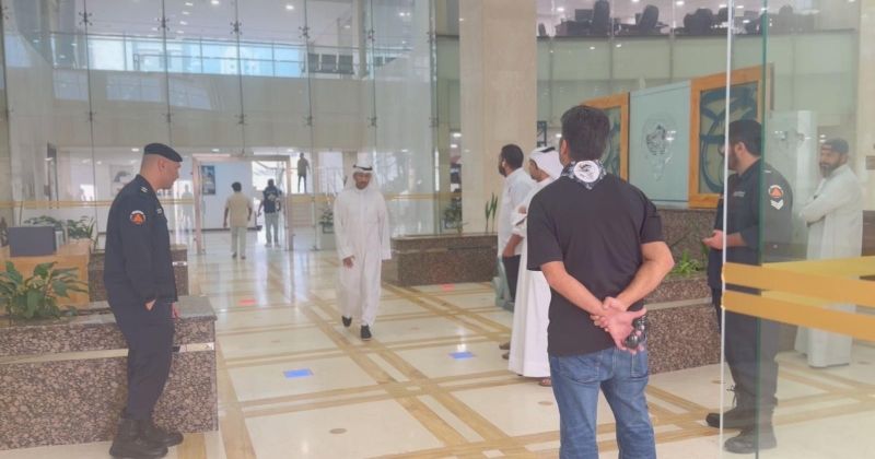 «التربية» تنفذ إخلاء وهميا في ملاجئ مباني المناطق التعليمية بالعاصمة ومبارك الكبير وحولي