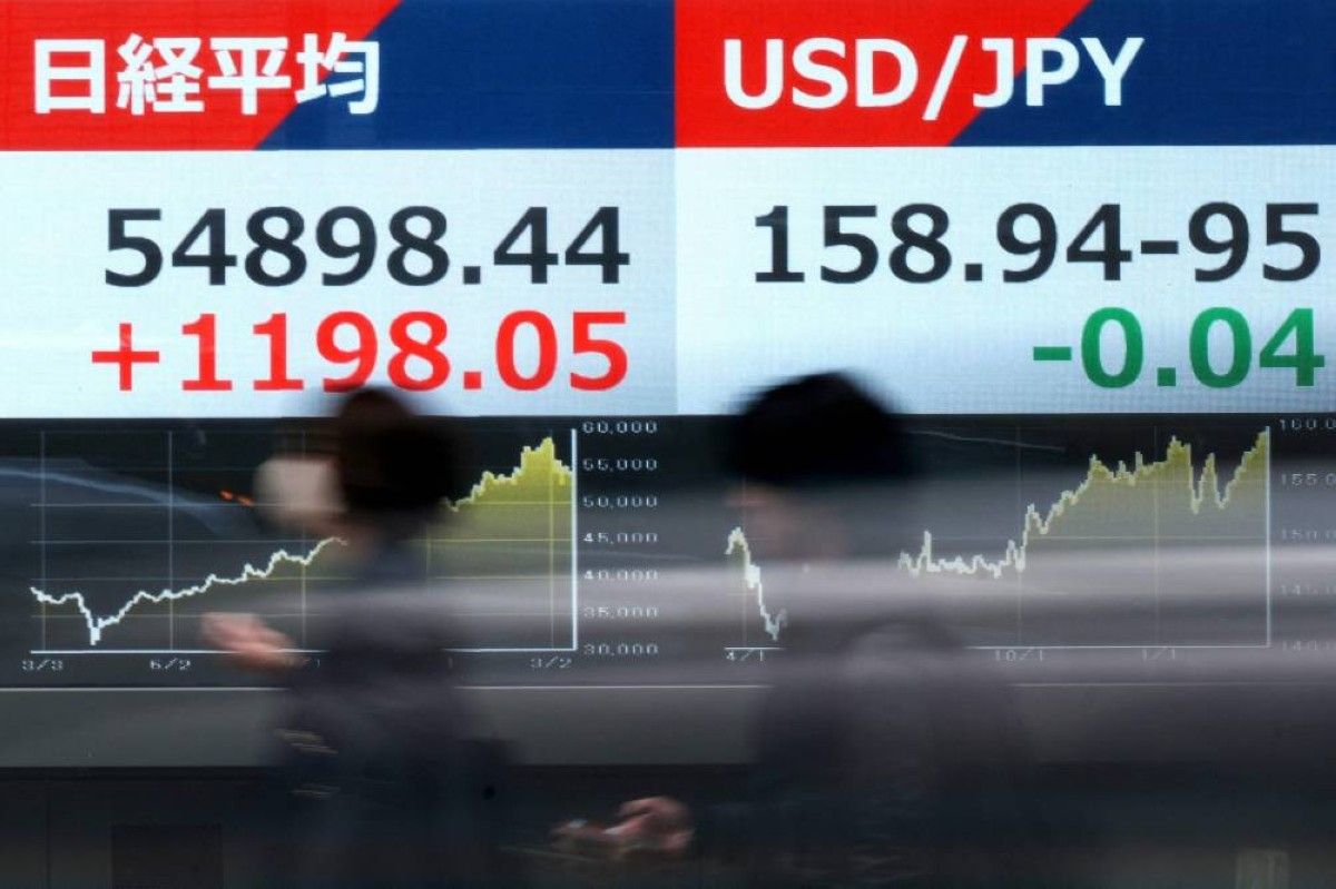 مؤشر نيكاي الياباني يغلق مرتفعاً بنحو 3% مع انتعاش أسهم الذكاء الاصطناعي والرقائق الإلكترونية