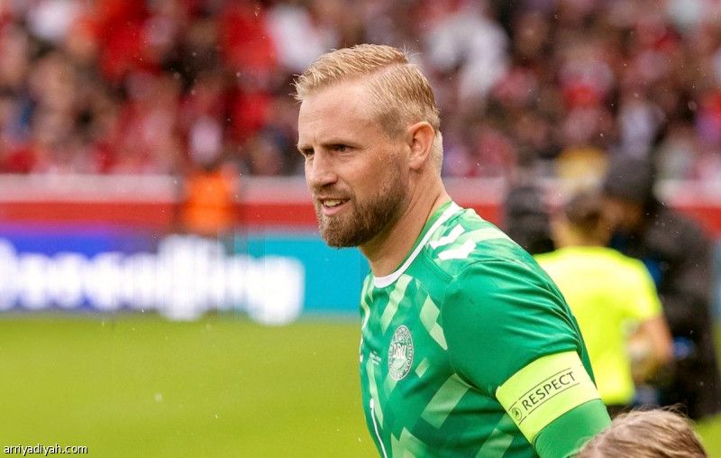 إصابة الكتف تهدد مسيرة شمايكل