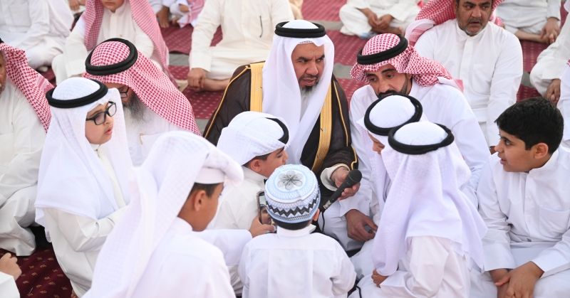 جمعة العيد... 3 آراء فقهية