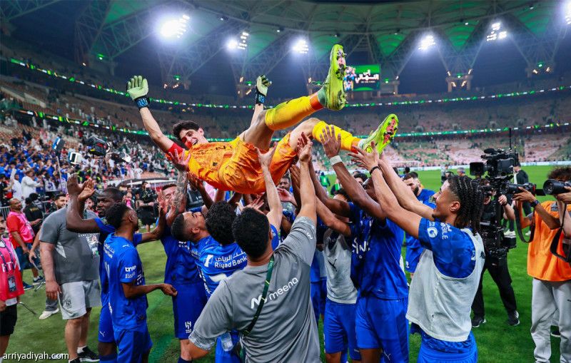 المربع الذهبي.. بونو الأعلى تقييما