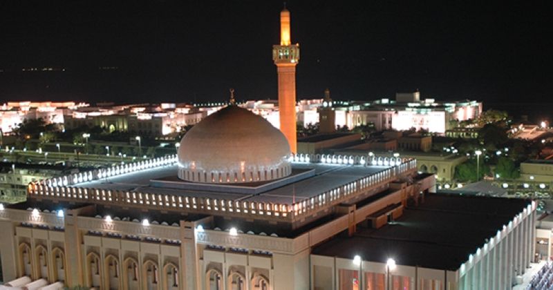 المسجد الكبير يعتذر عن عدم استقبال مرتاديه لأداء صلاة العيد نظراً للظروف الراهنة