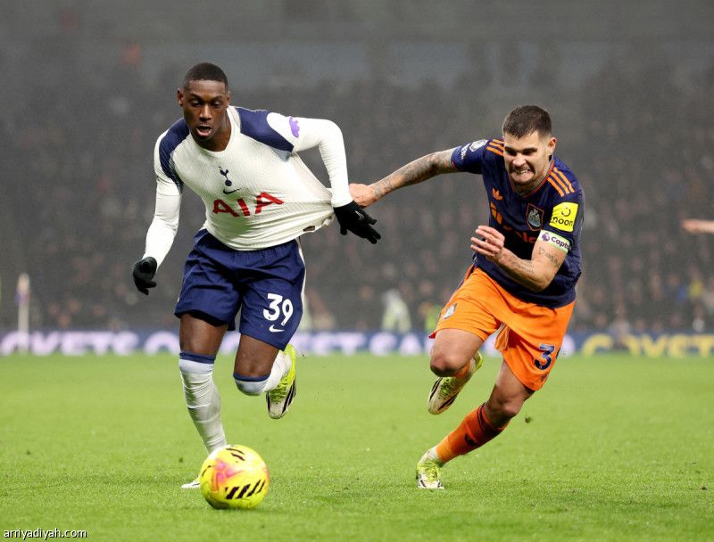 بـ 80 مليونا.. يونايتد يخطط على جيمارايش