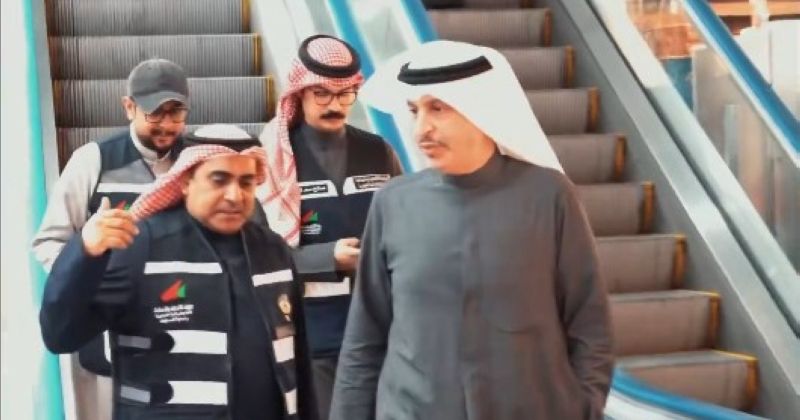 وزير التجارة يقود جولة تفتيشية.. وتحرير 24 محضر مخالفات في حولي والفروانية