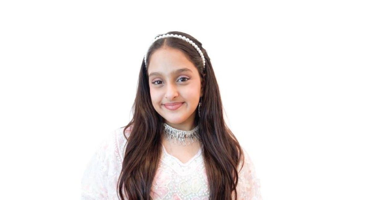 أطفال الشارقة يتزينون بالفرح و«العيدية» ترسم البهجة