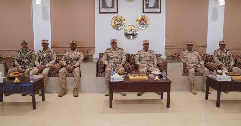 نائب رئيس الأركان زار مواقع عسكرية: جاهزية عالية