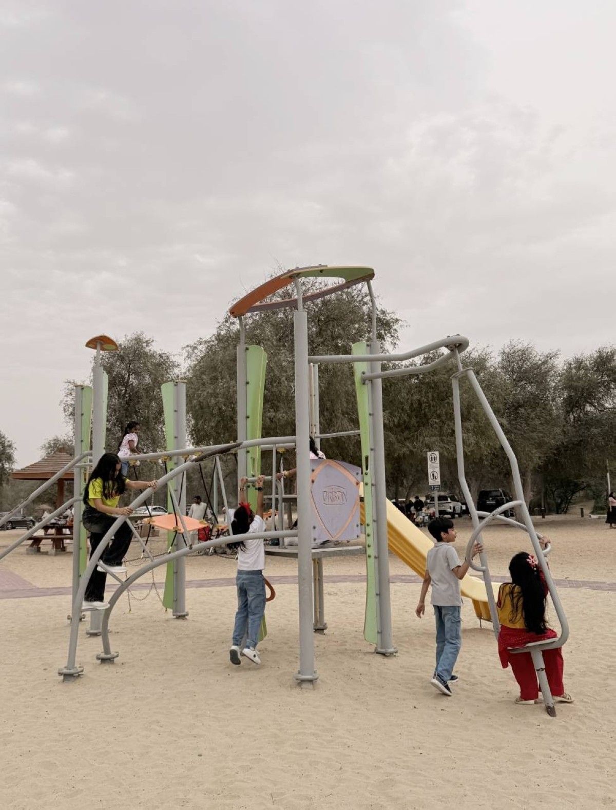 العيد في الإمارات.. أمن وأمان والطبيعة متنفس العائلات