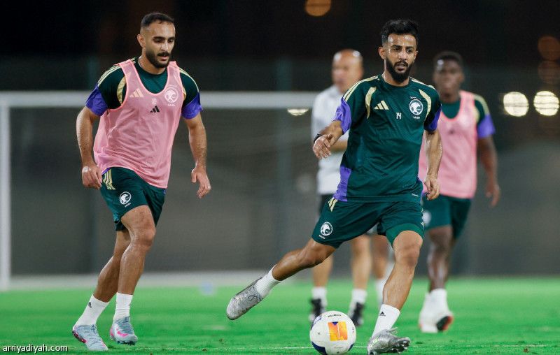 المنتخب الثاني ينطلق.. ورينارد يشرح الأهداف