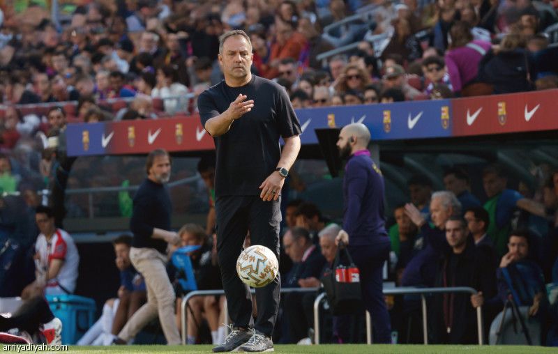 فليك يهزم سيميوني ويتوج بجائزة مدرب الشهر