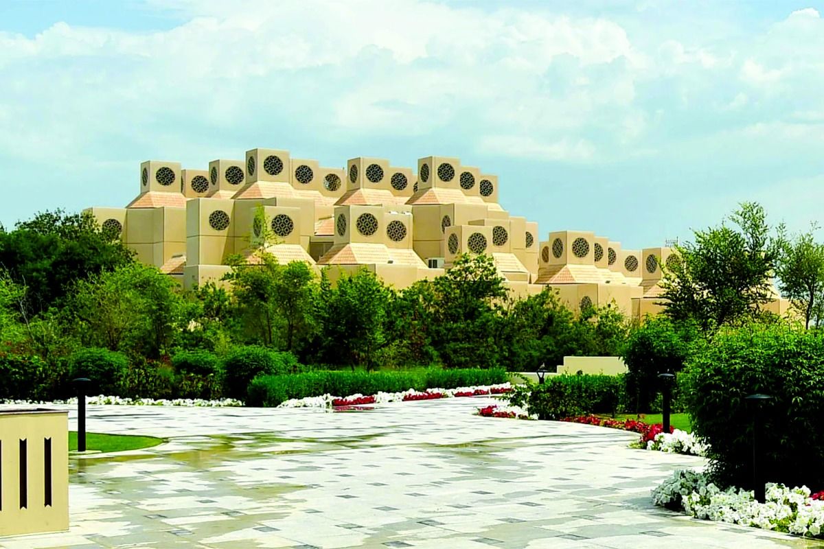 جامعة قطر تعلن استئناف الدراسة حضورياً بالحرم الجامعي