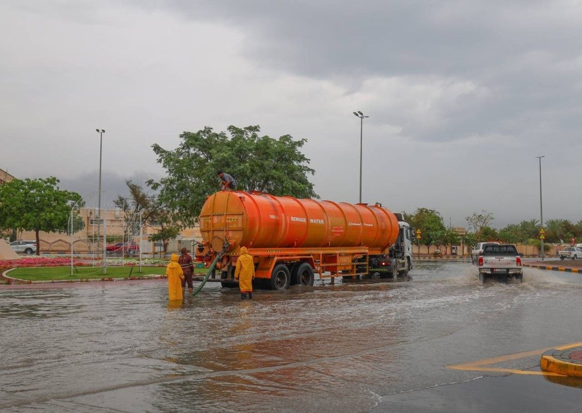 1200 كادر و320 صهريجاً ومضخة لضمان سرعة الاستجابة بالشارقة