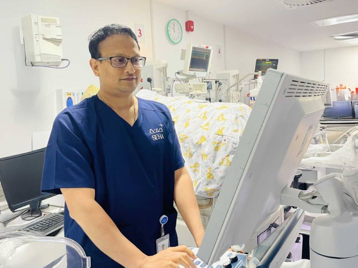 فريق طبي بأبوظبي يشخص مبكراً حالة مرضية نادرة لدى مولود جديد